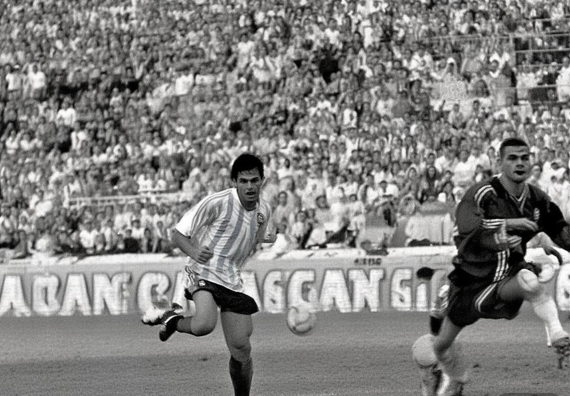 阿根廷德国百年足球对决：激情碰撞与荣耀瞬间(图3)